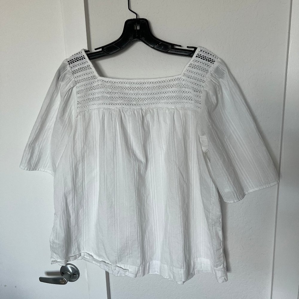GAP White smock top Size L White short sleeve